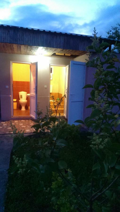 Tikhaya Gavan Guest House กากรา ภายนอก รูปภาพ