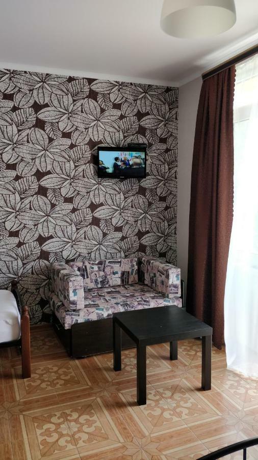 Tikhaya Gavan Guest House กากรา ภายนอก รูปภาพ