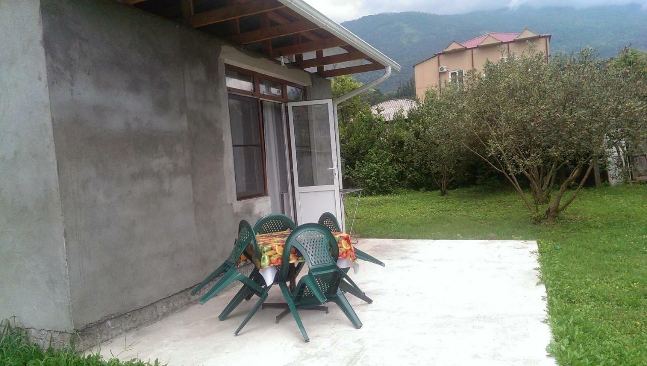 Tikhaya Gavan Guest House กากรา ภายนอก รูปภาพ