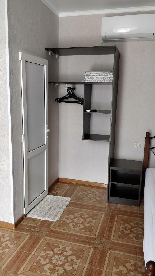 Tikhaya Gavan Guest House กากรา ภายนอก รูปภาพ