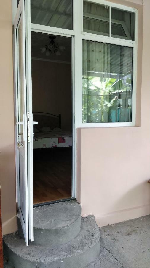 Tikhaya Gavan Guest House กากรา ภายนอก รูปภาพ