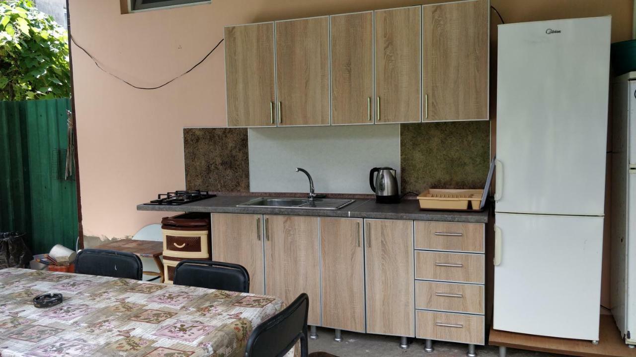 Tikhaya Gavan Guest House กากรา ภายนอก รูปภาพ
